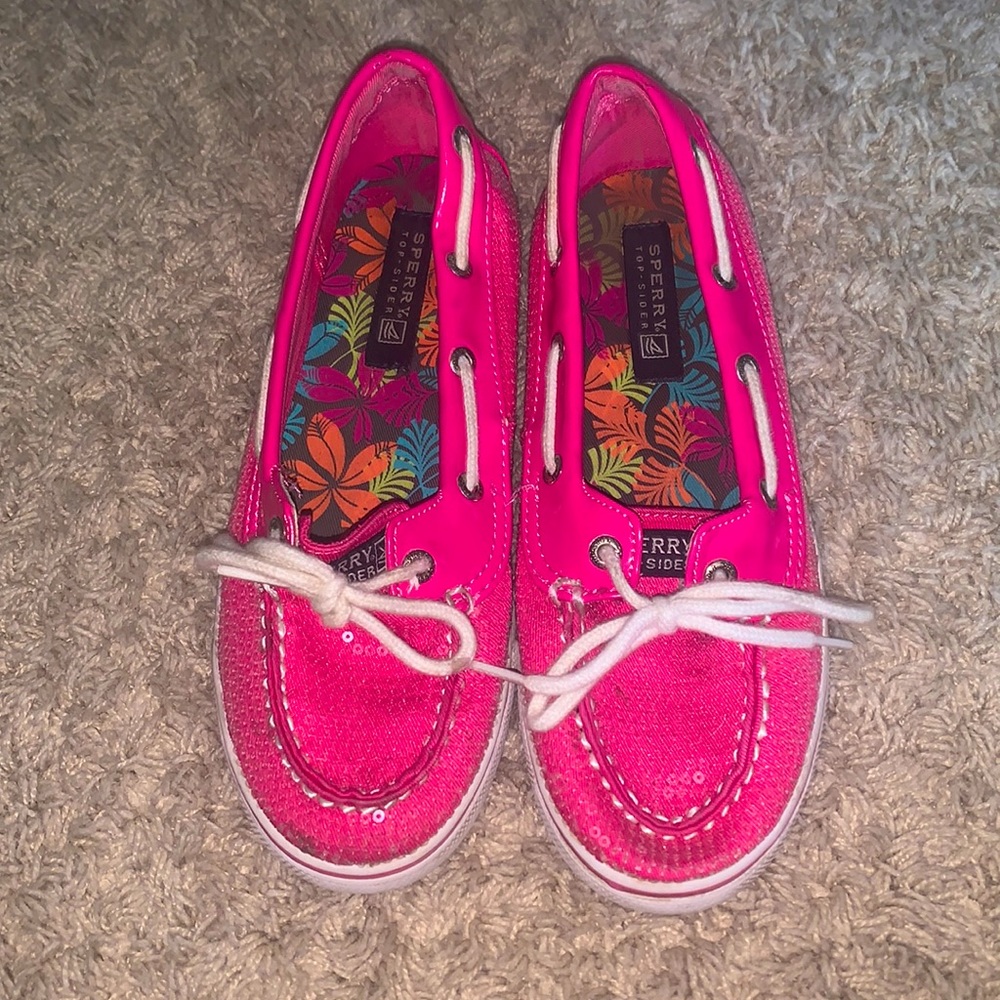 Girls Sperry Shoes!